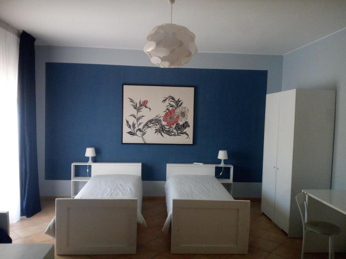 圣埃拉莫因科莱 The Holiday House酒店 外观 照片